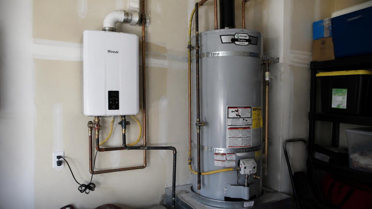 Tankless vs Tank Water Heaters: Which Is Right for SoCal Homes?